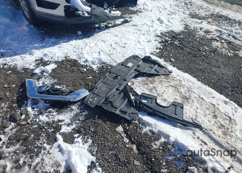 2017 Nissan Rogue Sv z USA, uszkodzony, nr VIN JN8AT2MV2HW253623